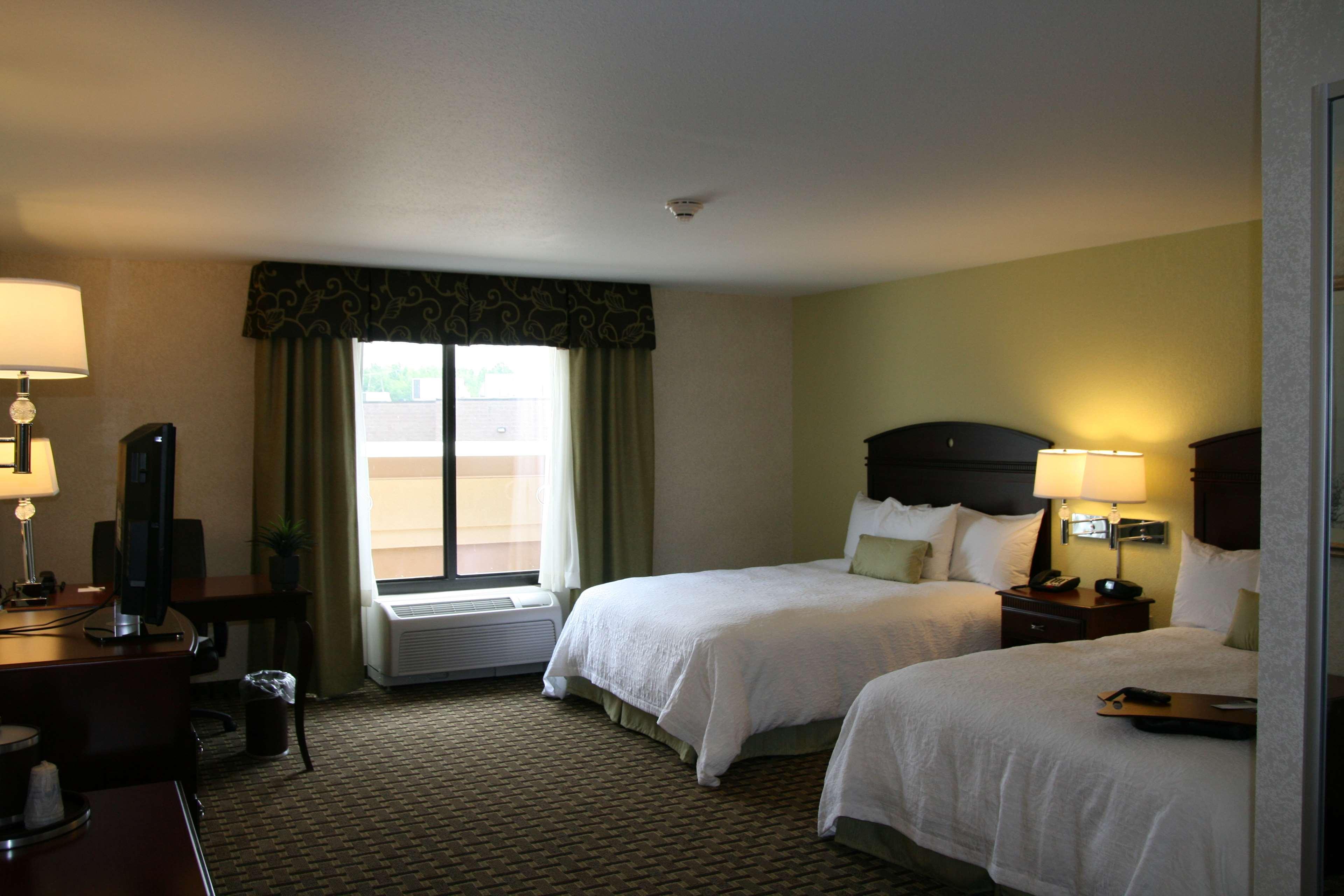 Hampton Inn&Suites Cleveland-Mentor Habitación foto
