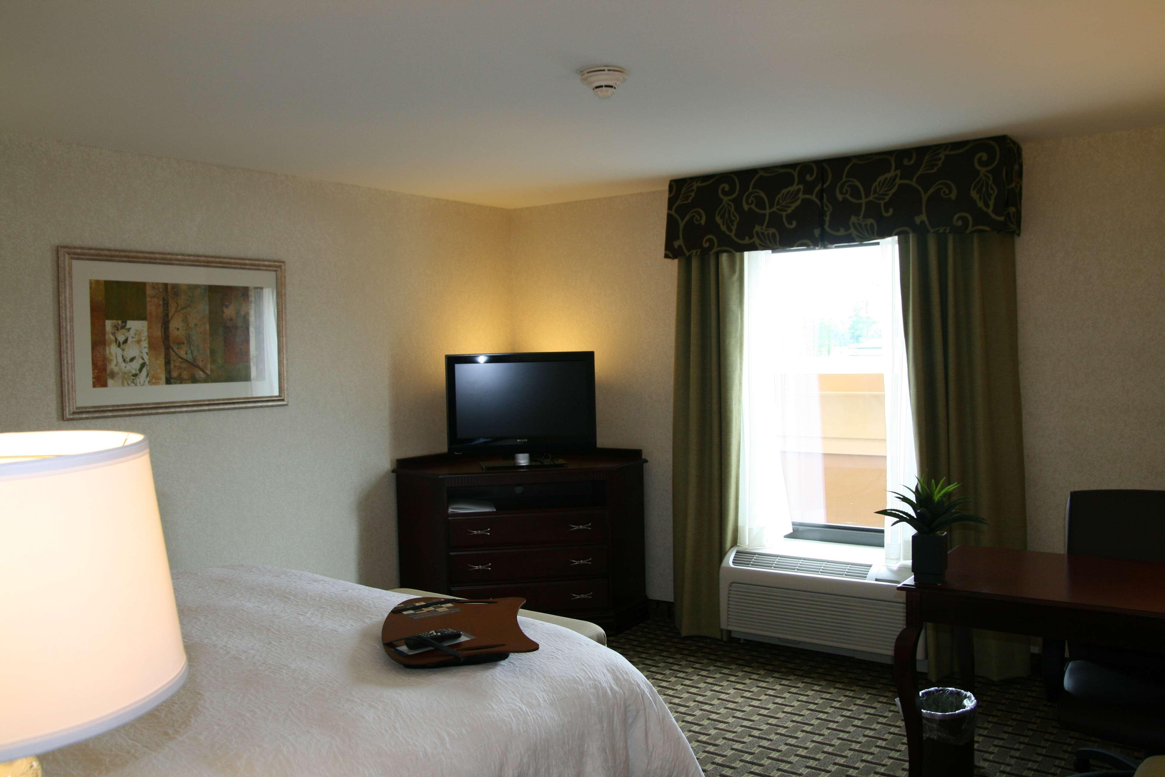 Hampton Inn&Suites Cleveland-Mentor Habitación foto