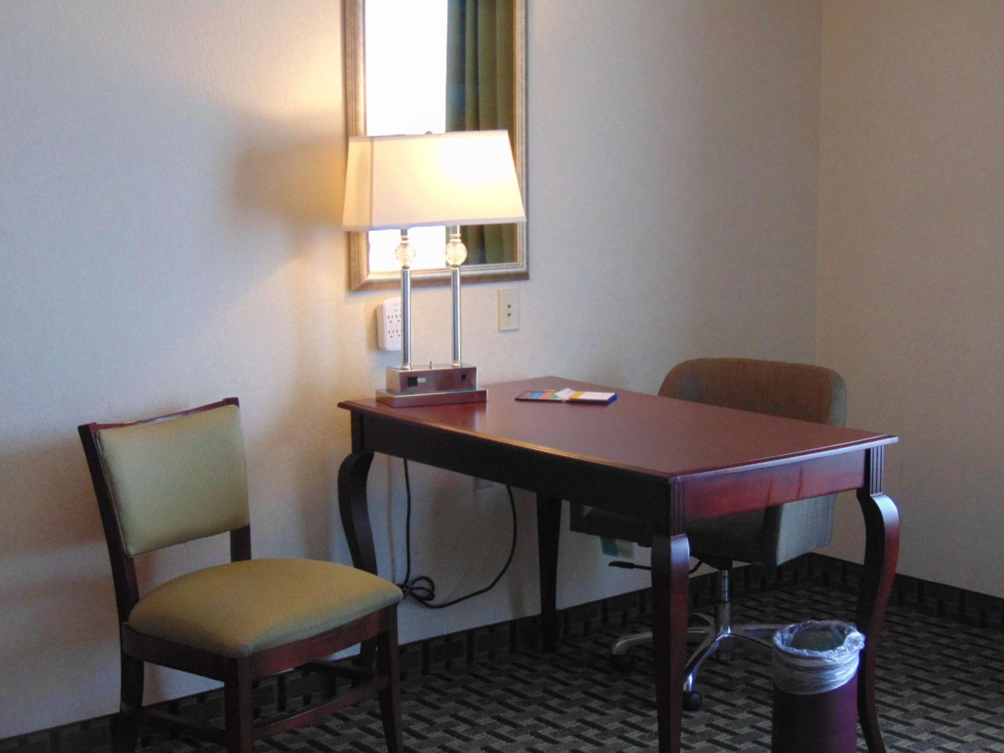 Hampton Inn&Suites Cleveland-Mentor Exterior foto