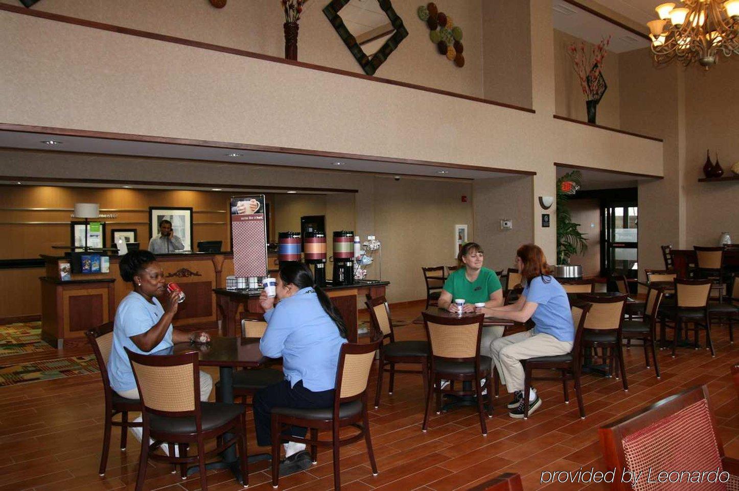 Hampton Inn&Suites Cleveland-Mentor Restaurante foto